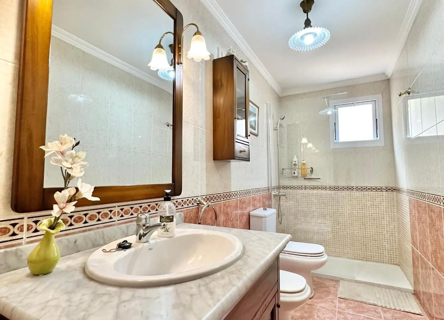 Apartamento Radazul Views House 0*,